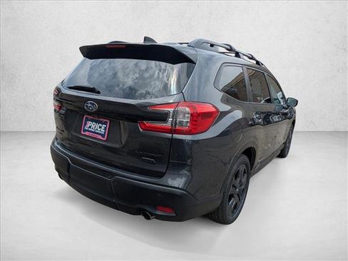 Used 2023 Subaru Ascent Onyx Edition AWD/4WD image 5