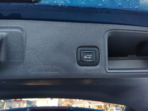 Used 2019 GMC Terrain SLT w/ Preferred Package image 29