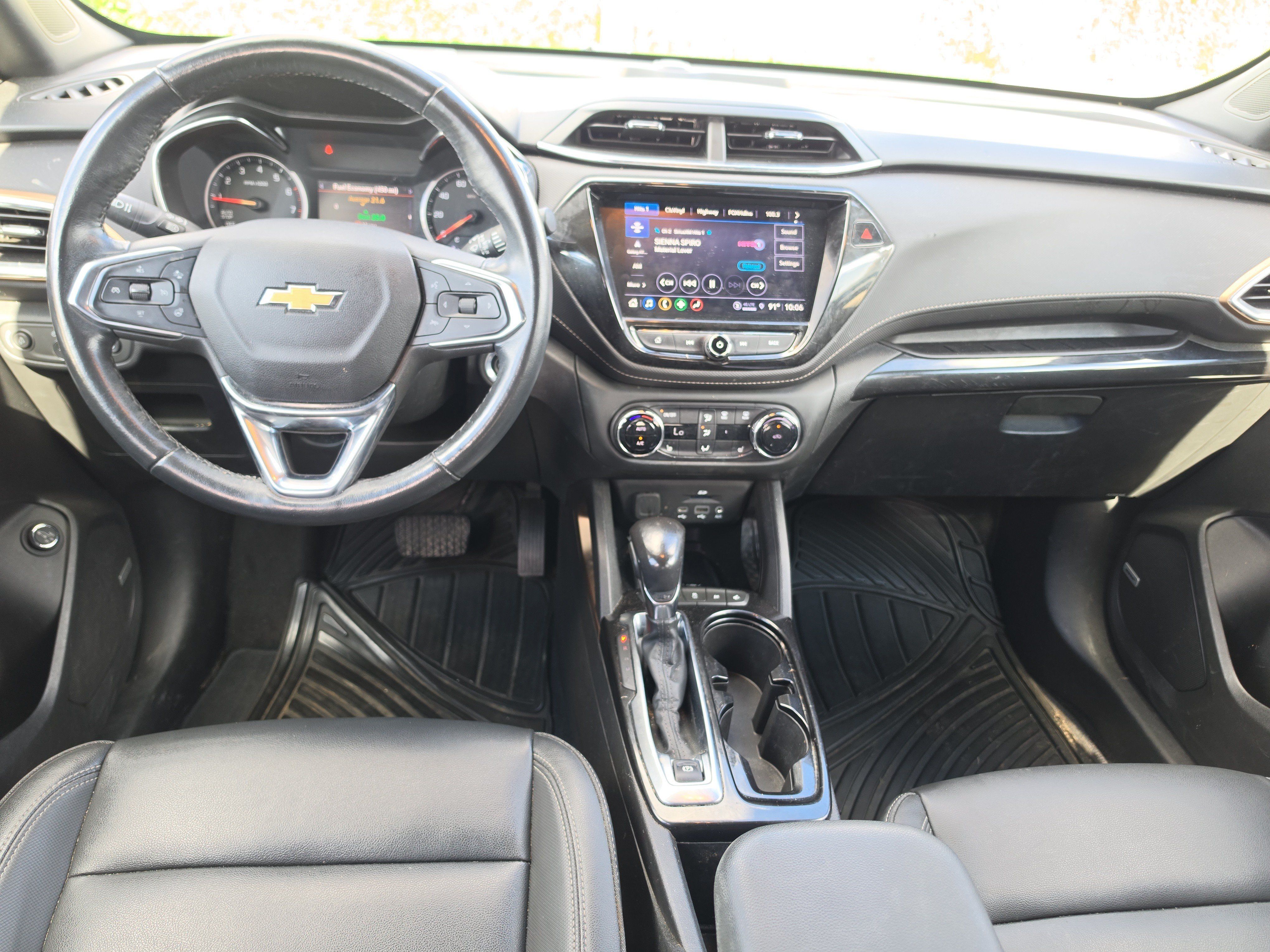Certified 2022 Chevrolet TrailBlazer ACTIV w/ Sun and Liftgate Package FWD image 9