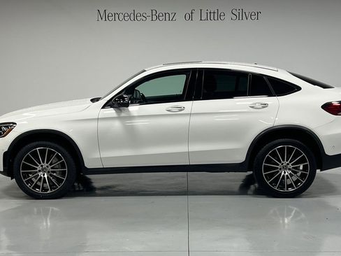 Used 2022 Mercedes-Benz GLC 300 GLC 300 Coupe image 2