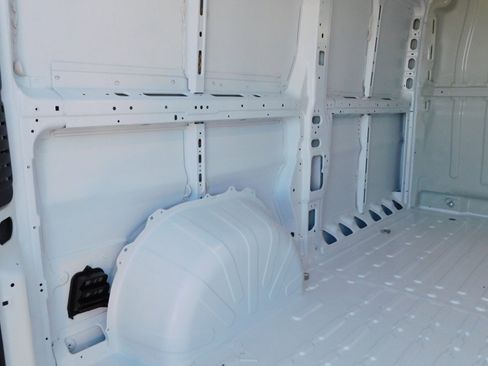 Used 2024 RAM ProMaster 3500 w/ Convenience Group image 32