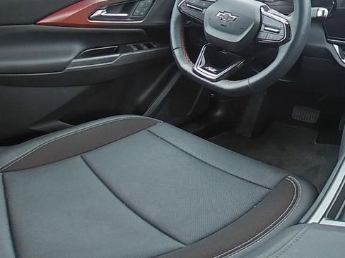 Used 2025 Chevrolet Equinox EV RS w/ Convenience Package II FWD image 20