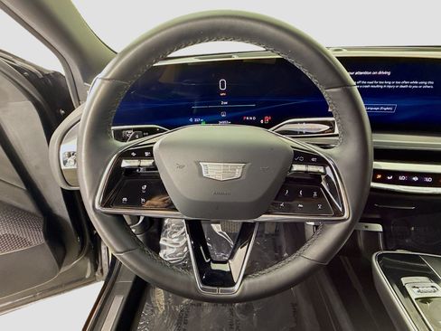 Used 2024 Cadillac Lyriq Sport RWD image 11