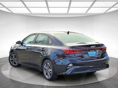 Used 2023 Kia Forte LXS image 5