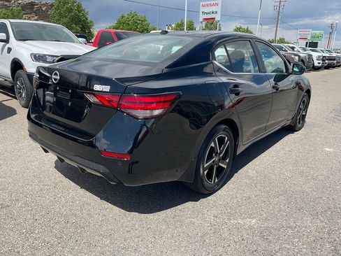 New 2025 Nissan Sentra SV w/ Trunk Package image 7