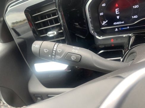 Used 2024 GMC Sierra 1500 SLE image 40