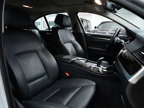Used 2016 BMW 528i Sedan image 8