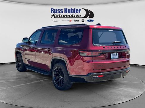 Used 2024 Jeep Wagoneer Series II AWD/4WD image 3
