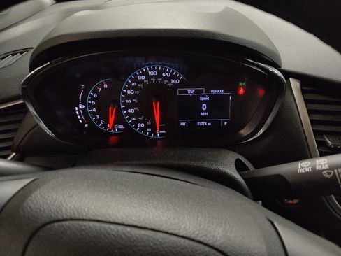 Used 2019 Chevrolet Trax LT w/ LT Convenience Package image 23