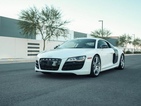 Used 2010 Audi R8 V10 image 39