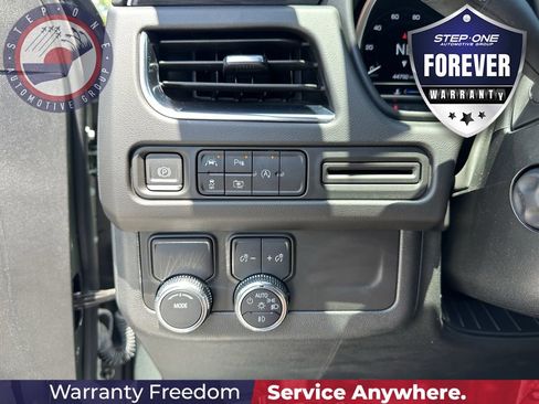 Used 2023 GMC Yukon SLT w/ SLT Luxury Package RWD image 31
