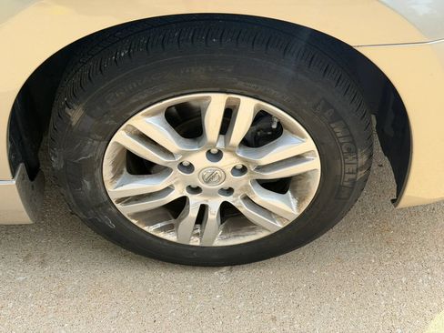 Used 2010 Nissan Altima 2.5 SL w/ SL Pkg FWD image 12