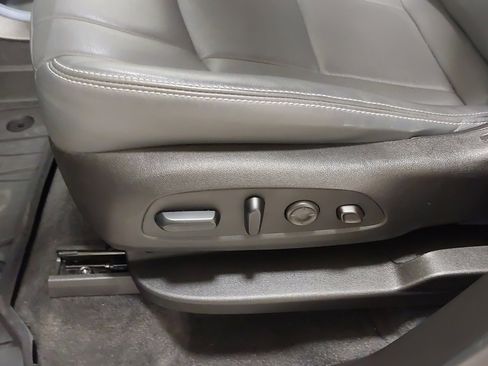 Used 2020 Buick Enclave Premium w/ LPO, Floor Liner Package image 23