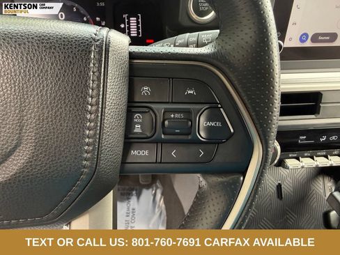 Used 2026 Toyota 4Runner SR5 AWD/4WD image 14