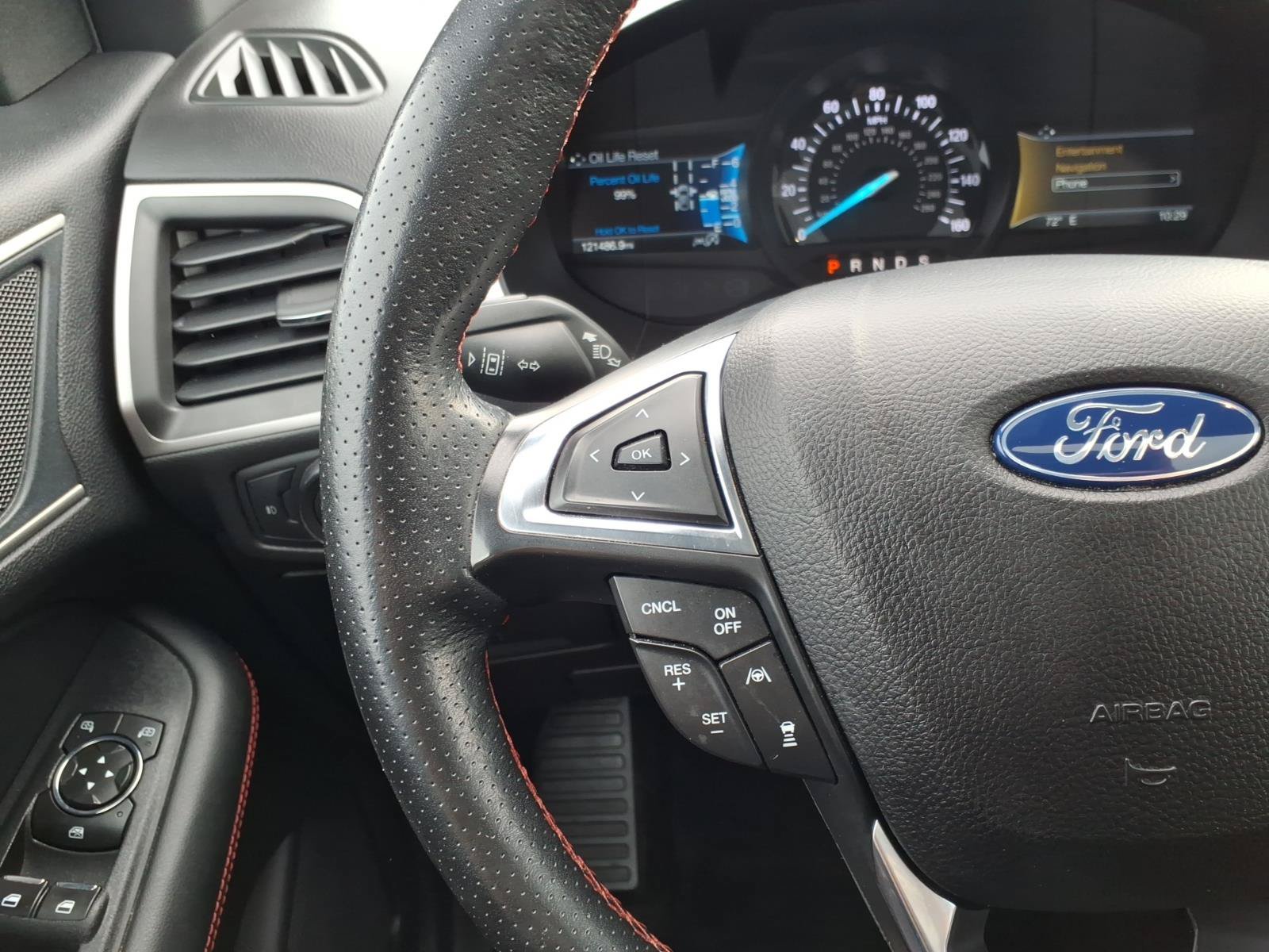 Used 2020 Ford Edge ST-Line w/ Cold Weather Package AWD/4WD image 18