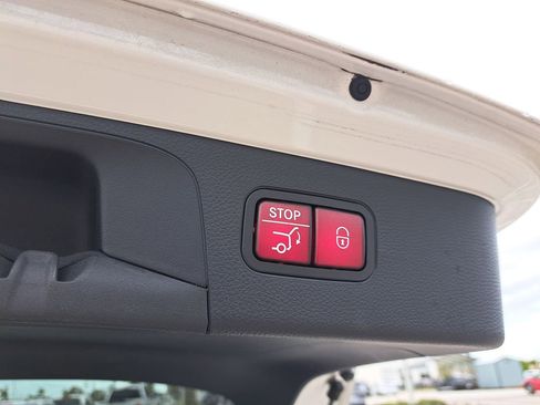 Used 2021 Mercedes-Benz GLC 63 AMG 4MATIC image 7