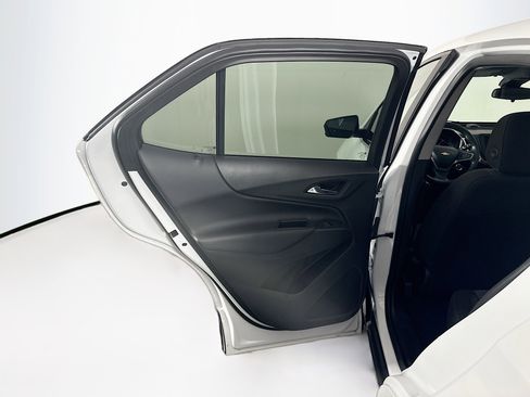 Used 2022 Chevrolet Equinox LT FWD image 24