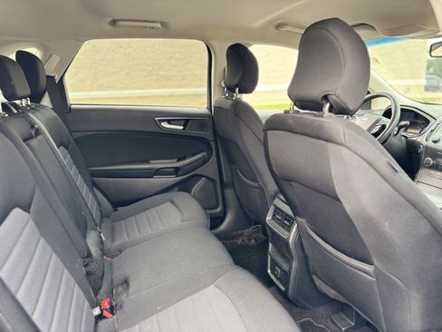 Used 2019 Ford Edge SE AWD/4WD image 17