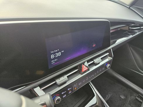 Used 2024 Kia Niro Wind FWD image 16