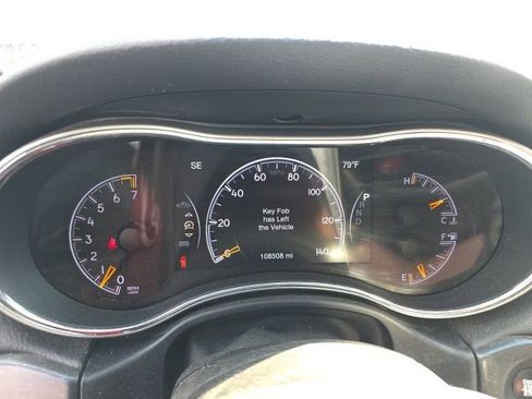 Used 2017 Jeep Grand Cherokee Altitude image 12