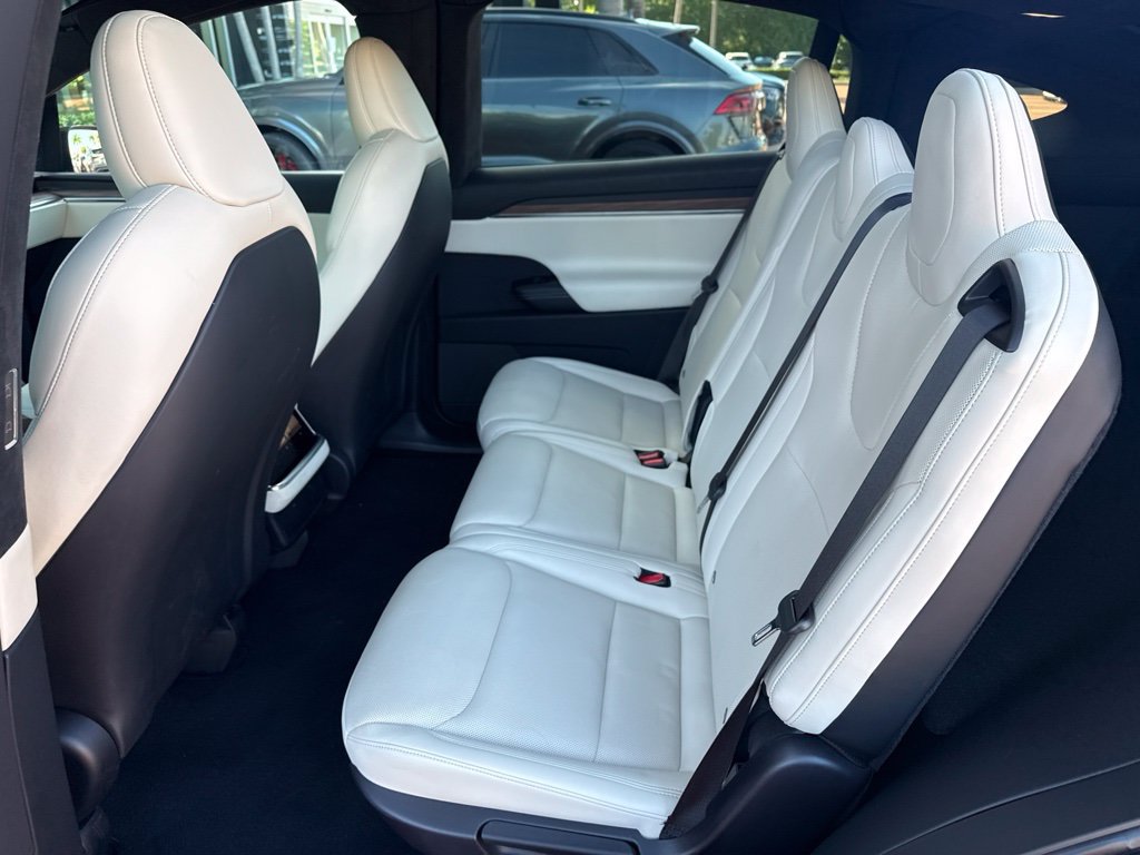 Used 2022 Tesla Model X AWD/4WD image 7