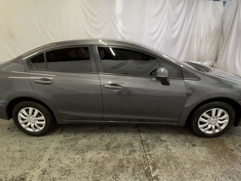 Used 2013 Honda Civic LX image 9