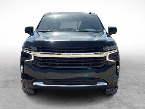 Used 2024 Chevrolet Tahoe LT RWD image 3