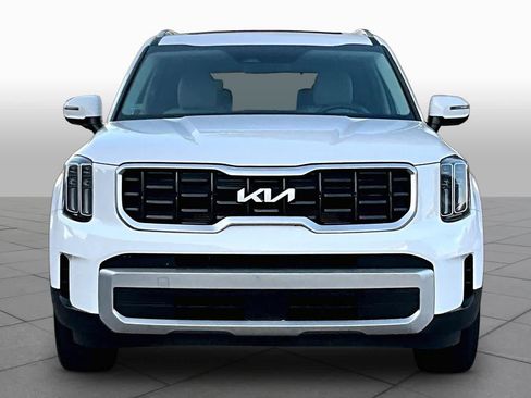 Certified 2025 Kia Telluride S FWD image 4
