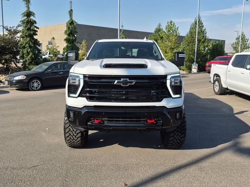 Used 2026 Chevrolet Silverado 3500 LTZ w/ Trail Boss Package AWD/4WD image 9