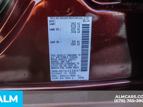 Used 2025 Nissan Altima 2.5 SV FWD image 41