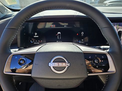 New 2026 Nissan Murano Platinum image 25