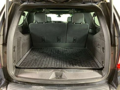 Used 2021 GMC Yukon XL Denali AWD/4WD image 29