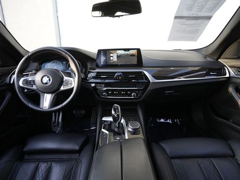 Used 2019 BMW 540i xDrive w/ M Sport Package AWD/4WD image 41