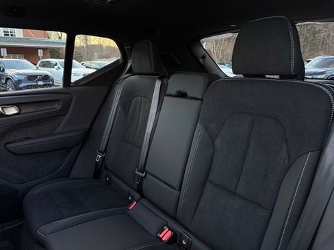 New 2026 Volvo XC40 B5 Ultra w/ Climate Package AWD/4WD image 28