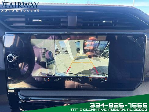 Used 2024 GMC Sierra 1500 AT4 w/ Technology Package image 22