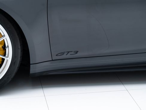 Certified 2026 Porsche 911 GT3 RWD image 13