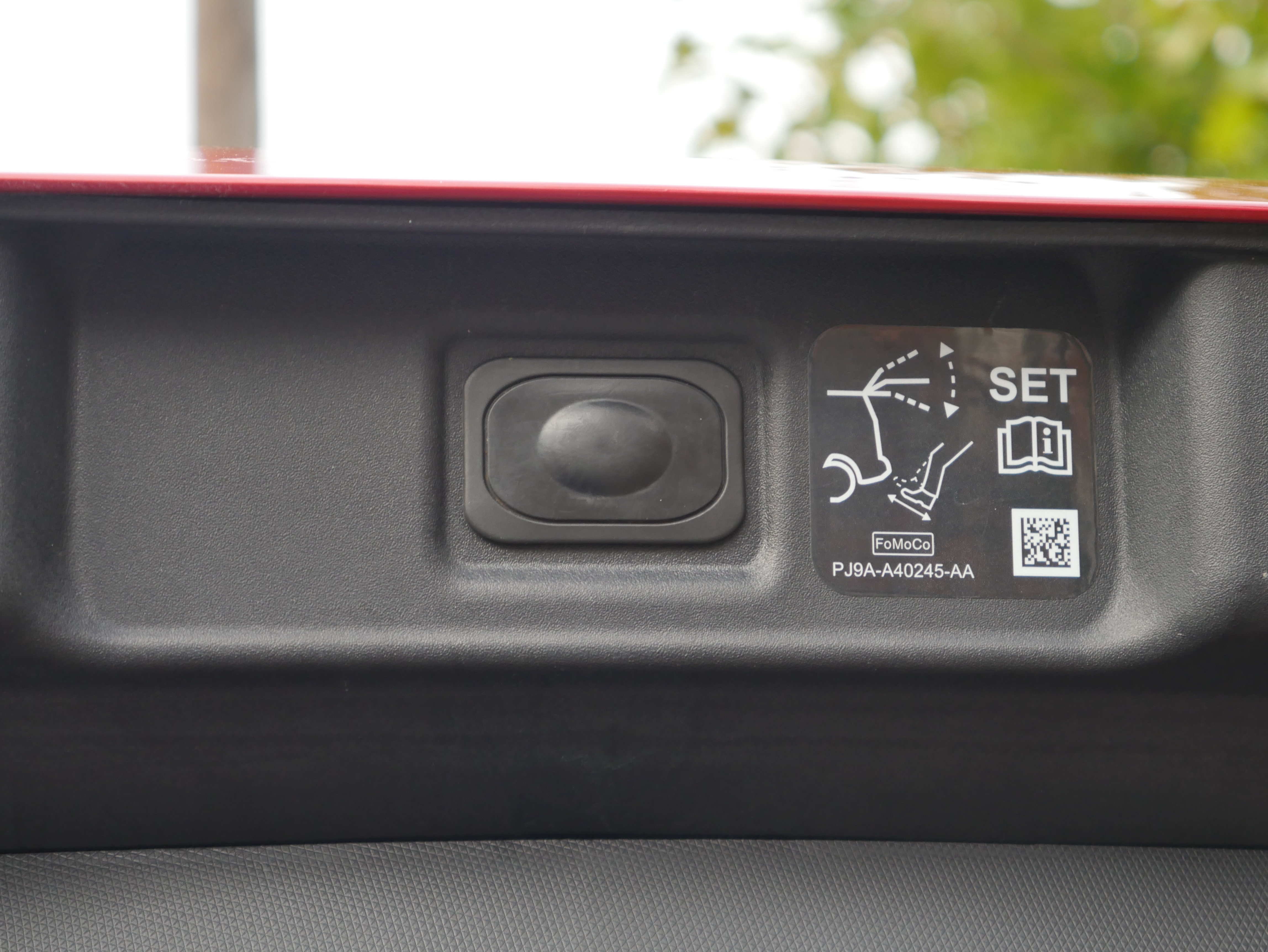 Certified 2024 Ford Mustang Mach-E Premium AWD/4WD image 28