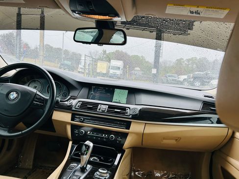 Used 2012 BMW 528i Sedan image 30