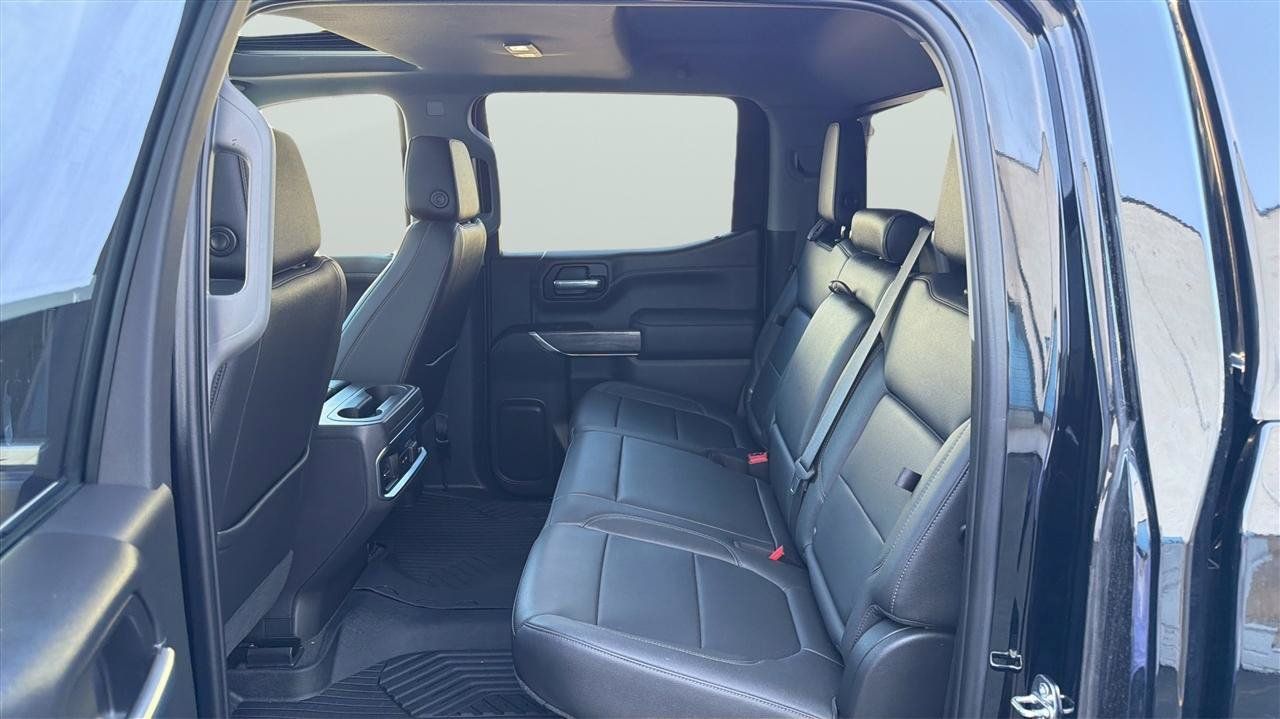 Used 2021 Chevrolet Silverado 1500 LTZ AWD/4WD image 20