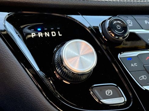 New 2026 Chrysler Pacifica Select image 25