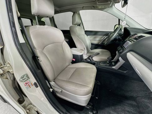 Used 2015 Subaru Forester 2.5i Touring w/ Eyesight & Navigation System AWD/4WD image 35