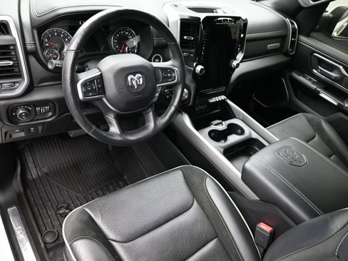 Used 2020 RAM 1500 Laramie w/ Sport Appearance Package AWD/4WD image 22