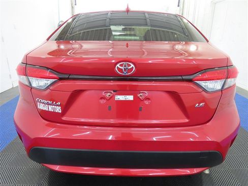 Used 2021 Toyota Corolla LE FWD image 11