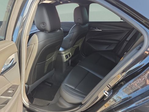 Used 2023 Cadillac CT4 Luxury RWD image 11