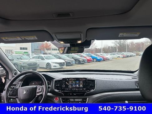 Certified 2025 Honda Ridgeline RTL image 40