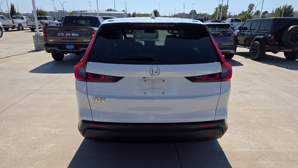 Used 2024 Honda CR-V EX image 4