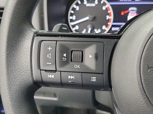 Certified 2023 Nissan Rogue SV FWD image 26