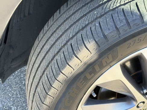 Used 2022 Mercedes-Benz GLE 350 GLE 350 w/ Premium Package image 16