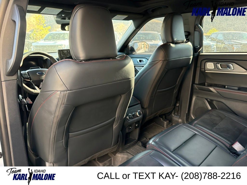 Used 2026 Ford Explorer ST w/ Sun And Sound Package AWD/4WD image 17