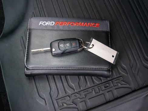 Used 2019 Ford F150 Raptor image 36